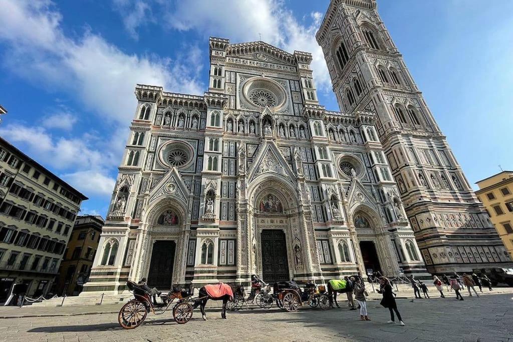 Unyca - Duomo Luxury View Apartment Florence Ngoại thất bức ảnh